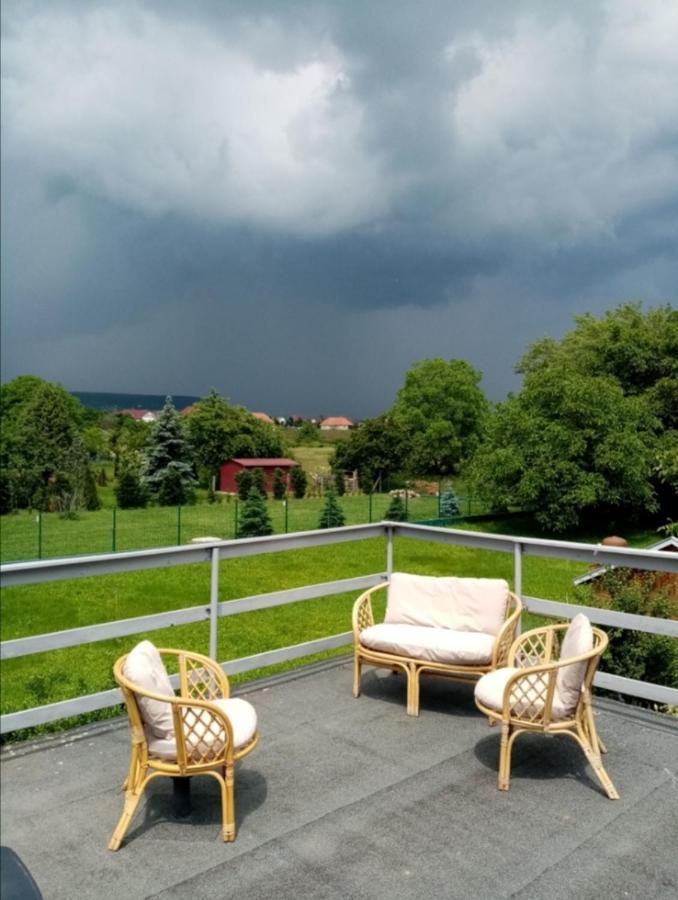 Thefi Vendeghaz Appartement Zánka Buitenkant foto